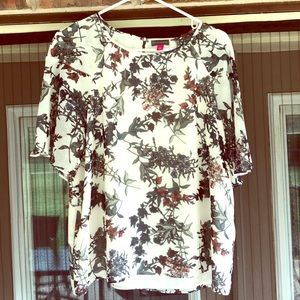 2/$20 Vince Camuto floral top
